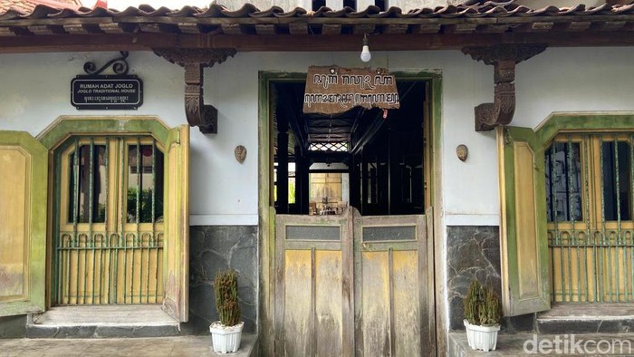 Penampakan Omah UGM.