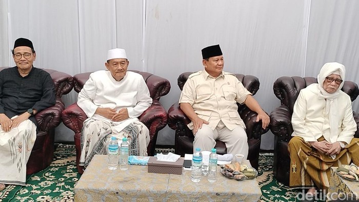 prabowo di langitan tuban