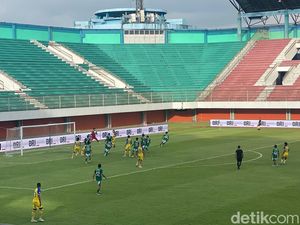 Risto Vidakovic Targetkan PSS Sleman Menang di Kandang PSIS Semarang
