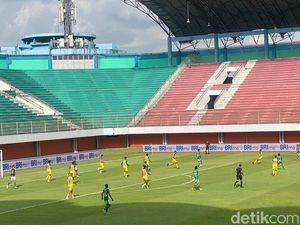 PSS Sleman Unggul 1-0 Atas Barito Putera di Babak Pertama