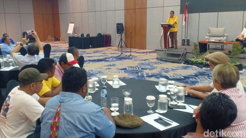 Rapat perdana TKD Prabowo-Gibran NTT di Kupang.