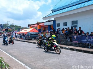 Ratusan Pembalap Ramaikan Road Race di Terminal Sukabumi