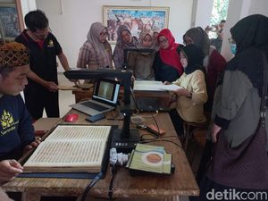 Mia Sugiarti, Srikandi Penyelamat Naskah Kuno dari Sumedang