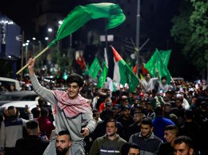 Sambutan Meriah untuk Warga Palestina yang Dibebaskan Israel