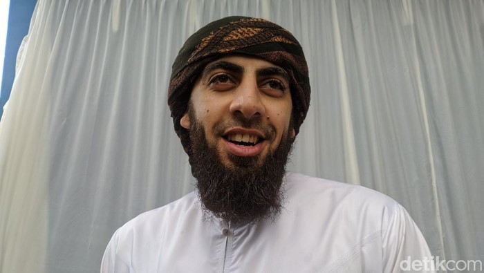 Syekh Anas Jaber seusai mengisi pengajian santri di Lombok Tengah.
