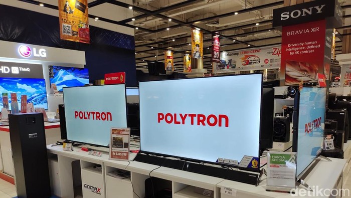 TV LED banyak dibeli saat Transmart Full Day Sale di Medan hari ini
