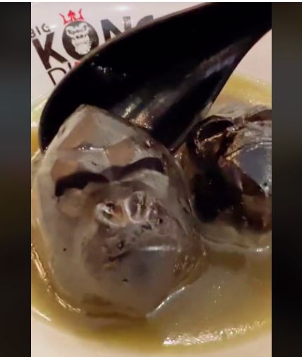 Wedang ronde kepala king kong