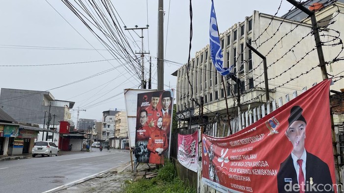Alat peraga sosialiasi di Pangkalpinang.