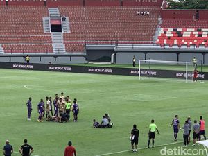 Arema FC Vs Persik Kediri: Singo Edan Diterkam Macan Putih 0-1