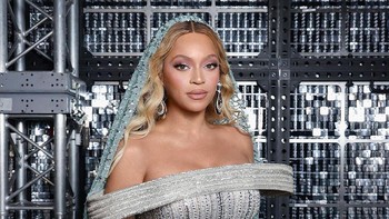 2. Beyoncé dengan nilai keseluruhan 92,44. Beyoncé mendapat nilai tinggi di area dahi dan alisnya. “Dia mendapat nilai sempurna untuk bentuk wajahnya, namun mendapat nilai sempurna untuk alis dan dagunya,” komentar dokter bedah tersebut. Foto: Instagram