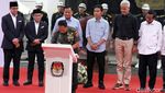 Foto Lengkap 3 Capres-Cawapres Teken Deklarasi Kampanye Pemilu Damai 2024