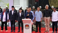 Ketua KPU RI Hasyim Asyari mengaku optimis tak akan terjadi gesekan keras di Pemilu 2024. Hasyim mewanti-wanti parpol peserta Pemilu 2024 untuk tidak saling bergesekan keras, sebab akan sulit bagi parpol peserta pemilu untuk berkoalisi di Pilkada 2024.  