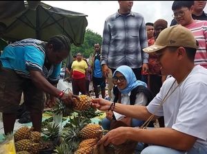 Datangi Pasar Yotefa Jayapura, Kaesang Beli Singkong hingga Nanas