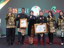 Ketapanrame Juara I Desa Wisata, Bupati Mojokerto Diganjar Lencana Bhakti