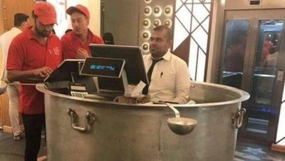 Deretan Foto Absurd yang Bikin Bingung Sendiri