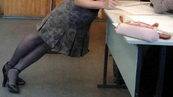 Kenapa tidak maju saja Bu? Foto: Bored Panda