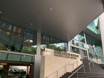 Saat Nama Orang Indonesia Ada di Gedung Kampus Terbaik Asia, NUS Singapura