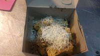Singkong Keju 8 Pintu menawarkan singkong goreng keju yang bisa ditambah aneka topping. Mulai dari green tea, cappucinno, dan strawberry. Harganya juga hanya Rp 10.000. Foto : Google review (Witri Ana Sari)