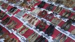 Instalasi Sepatu Peringati Hari Penghapusan Kekerasan Terhadap Perempuan