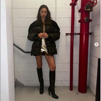 Kemunculan Irina kali ini menyusul kabar berakhirnya jalinan asmaranya dengan Tom Brady, mantan suami model Gisele Bundchen. (Foto: Instagram/@irinashayk)