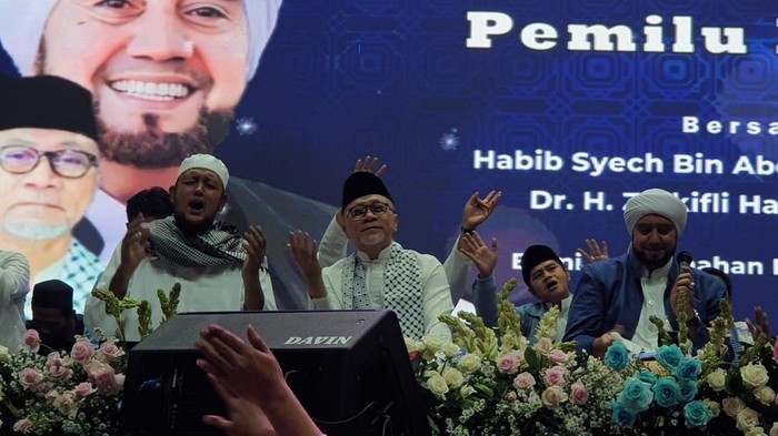 Jakarta Berselawat Bersama PAN & Habib Syech, Doa Pemilu Damai-Palestina