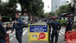 Jelang Deklarasi Kampanye Damai, Polisi Berjaga di Depan KPU