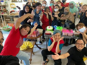 Berkreasi Lampaui Batas a la Ratnawati Sutedjo