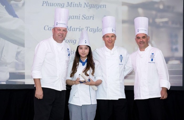 Keseruan Belinda Christina, Pemenang MasterChef Indonesia 11 Saat di Dapur Keseruan Belinda Christina, Pemenang MasterChef Indonesia 11 Saat di Dapur