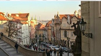 Praha tahun 1910 dan 2022. Foto: Boredpanda