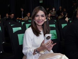 Najwa Shihab: OPPO Find N3 Ubah Persepsi Saya Terhadap Smartphone Foldable