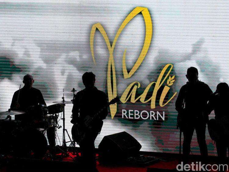 Padi Reborn Meriahkan Deklarasi Kampanye Pemilu Damai 2024