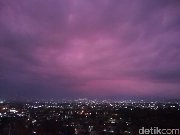 Pemandangan citylight Garut dari Tegal Malaka