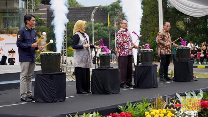 Pembukaan Pimnas ke-36 di Gedung Rektorat Unpad, Sumedang, Senin (27/11/2023).