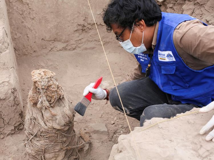 Penampakan Mumi Anak-anak Berusia 1.000 Tahun yang Ditemukan di Peru