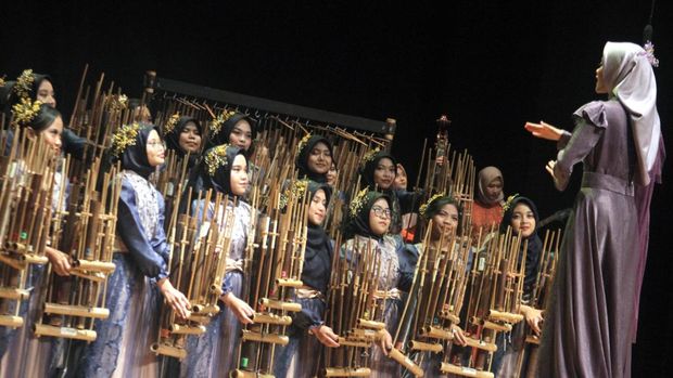 Penampilan dalam Angklung Evening Concert 2023 