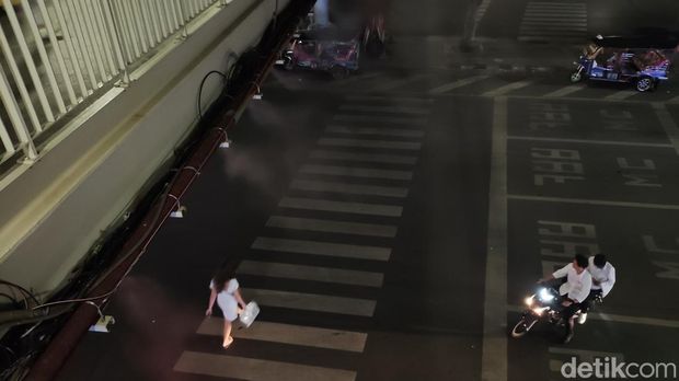 Pendingin jalan di Bangkok, Thailand.