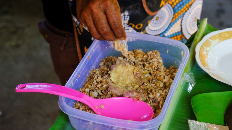 Sate Jantung Pisang Khas Palaes