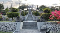 Taman Ujung dibangun pada tahun 1909 oleh Raja Anak Agung Agung Anglurah Ketut Karangasem.  
