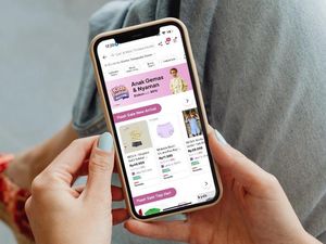 5 Tips Pilih Pakaian Anak agar Tetap Fashionable Meskipun Musim Hujan