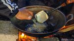 Unik, Sate Khas Desa Palaes Dibuat dari Jantung Pisang