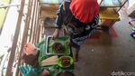 Unik, Sate Khas Desa Palaes Dibuat dari Jantung Pisang