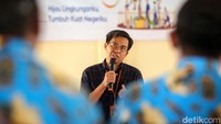 Pemimpin Cabang BRI Merauke Abdul Muis mengatakan bantuan BRI Menanam bertujuan untuk menjaga kelestarian lingkungan. Program tersebut juga sekaligus sebagai komitmen BRI dalam mendukung program pemerintah yang menargetkan emisi nol karbon (NZE) pada 2060. Untuk mencapai target tersebut, target emisi karbon harus mencapai 23% di tahun 2025.  