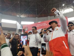 Kampanye di Bogor, Anies Pamer Tutup Alexis Pakai Kertas-Tanda Tangan