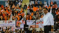 Mantan Gubernur DKI Jakarta ini meminta kepada pendukungnya tidak hanya memenangkan capres-cawapres, tapi juga caleg-caleg dari partai pengusung.