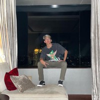 Melalui akun Instagram pribadinya Ayman terlihat beberapa kali membagikan potret dirinya. Di media sosialnya itu pun Ayman sudah berhasil mengumpulkan lebih dari 21.900 pengikut. Foto: Instagram/@aymanmodjo