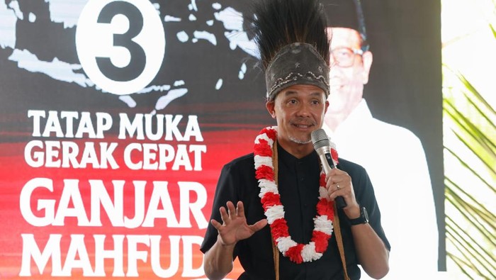 Calon Presiden nomor urut 3, Ganjar Pranowo, mengatakan memilih Merauke sebagai lokasi kampanye pertama karena cinta terhadap masyarakat Papua. (dok TPN Ganjar-Mahfud)