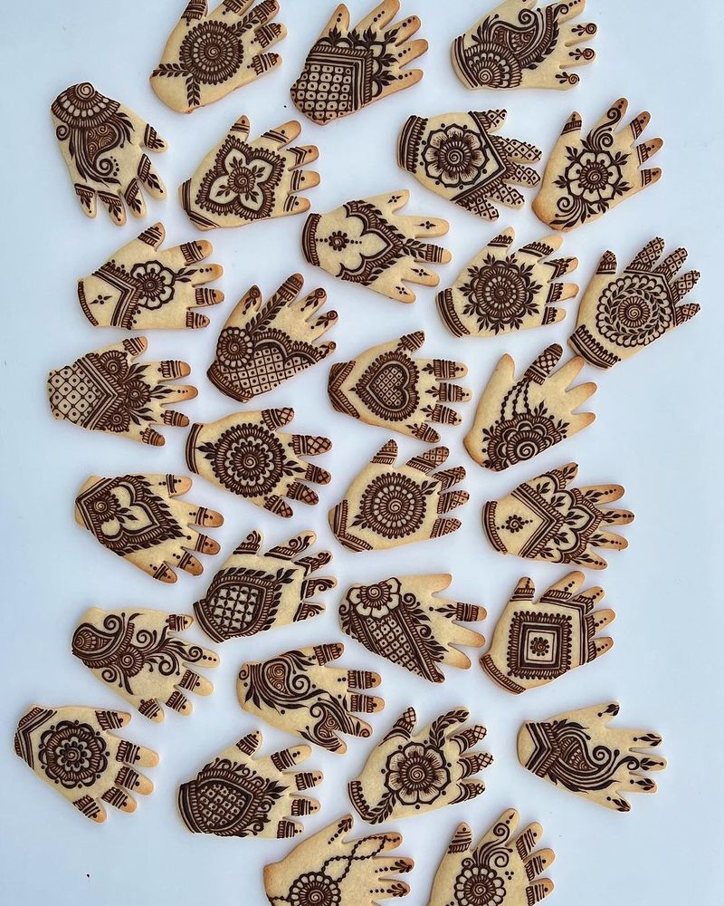 Cookies berdesain henna art