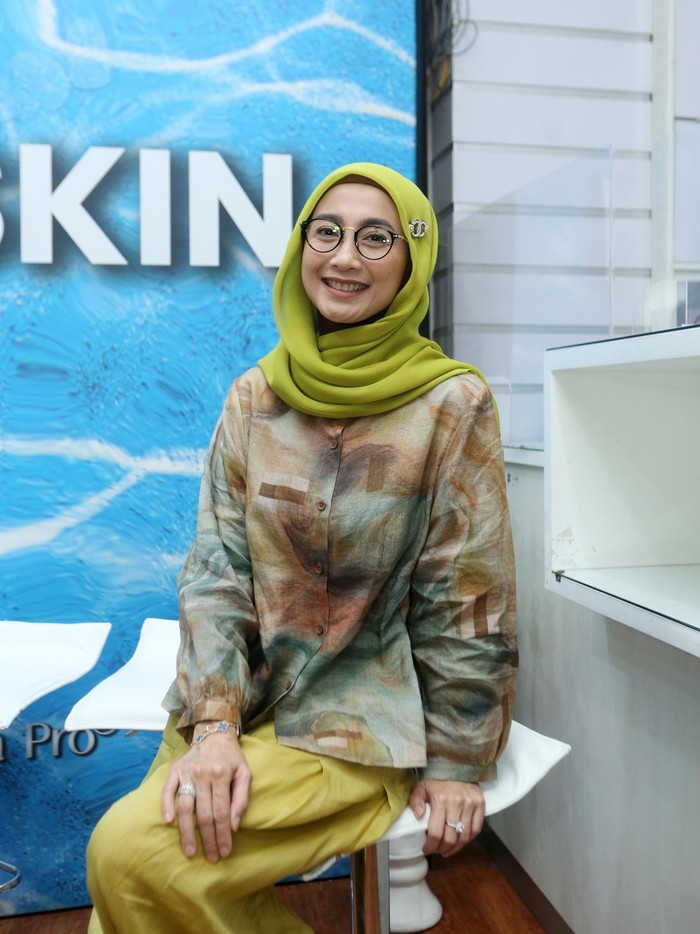 Desy Ratnasari Desy Ratnasari saat ditemui di kawasan Jakarta.