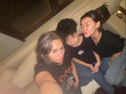 7 Potret Kebersamaan Aaliyah, Zahwa & Keanu Massaid, Kompak Meski Beda Ibu