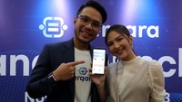 Foto: Dok. Jessica Milla bersama sang suami Yakub Hasibuan mengenalkan Perqara Aplikasi Konsultasi Hukum Gratis Karya Anak Bangsa di Jakarta.